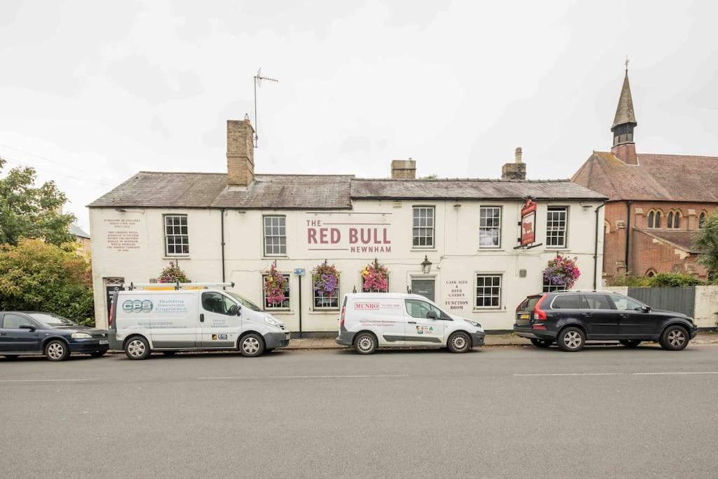 Cambridge 3 Bedroom Flat With Private Parking Exterior foto